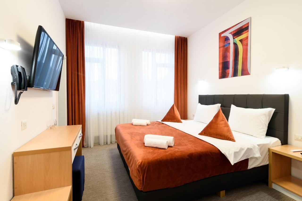 Hotel Urban Baia Mare Eksteriør bilde