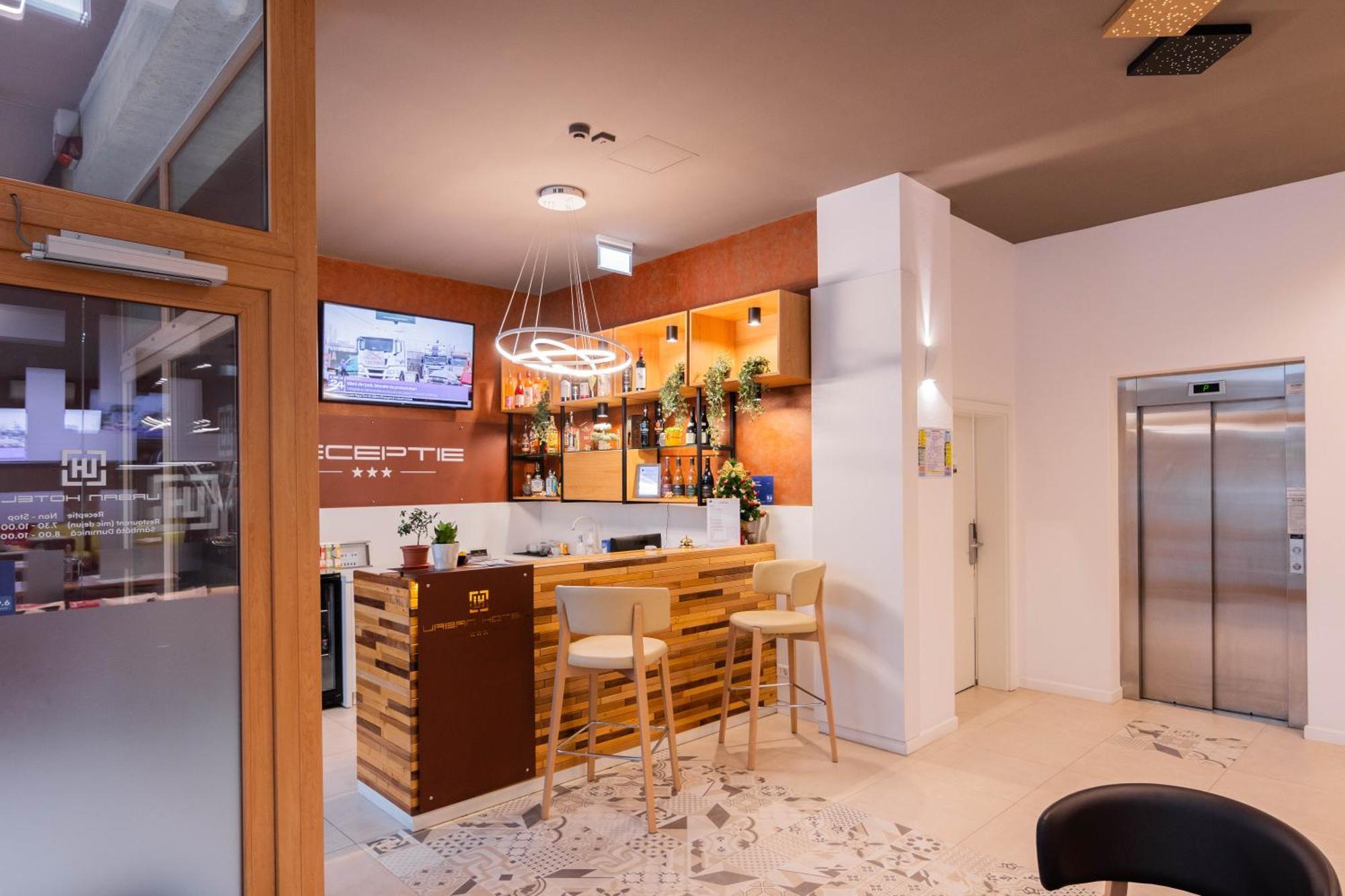Hotel Urban Baia Mare Eksteriør bilde